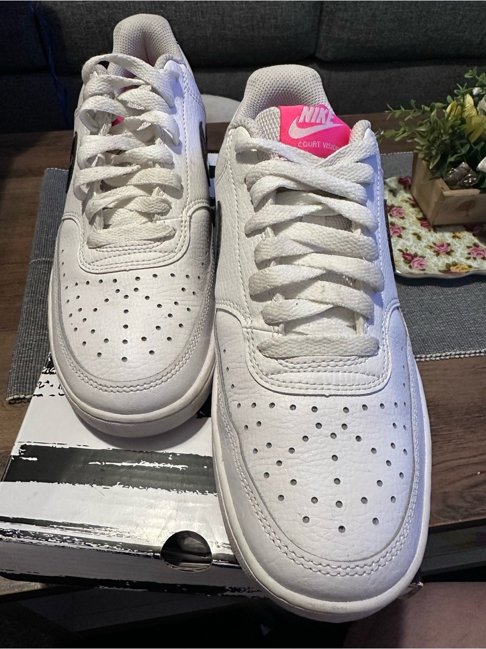 Nike Women’s Low-Top White Sneakers with Pink Tongue